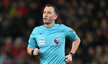 浓眉35分詹姆斯21+8 湖人22分大逆转战胜太阳